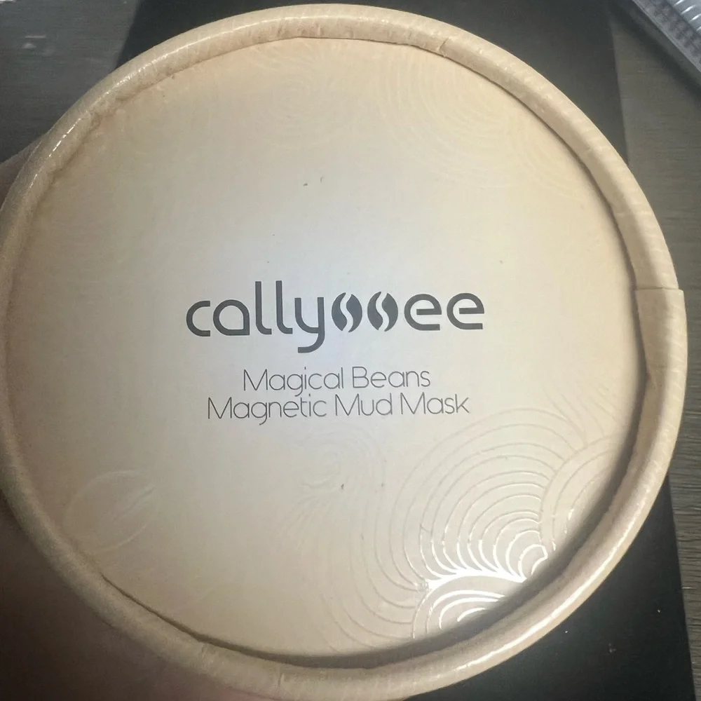 CALLY EE MAGICAL MAGNETIC MUD MASK